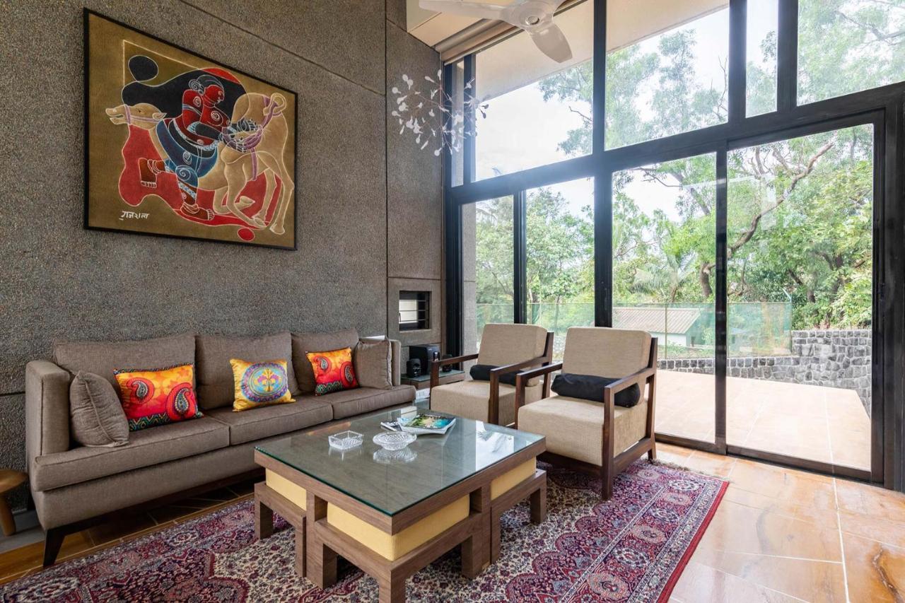 Villa Foresta By Stayvista With Modern Decor, Swimming Pool & Expansive Lawn For A Perfect Escape Lonavala Buitenkant foto