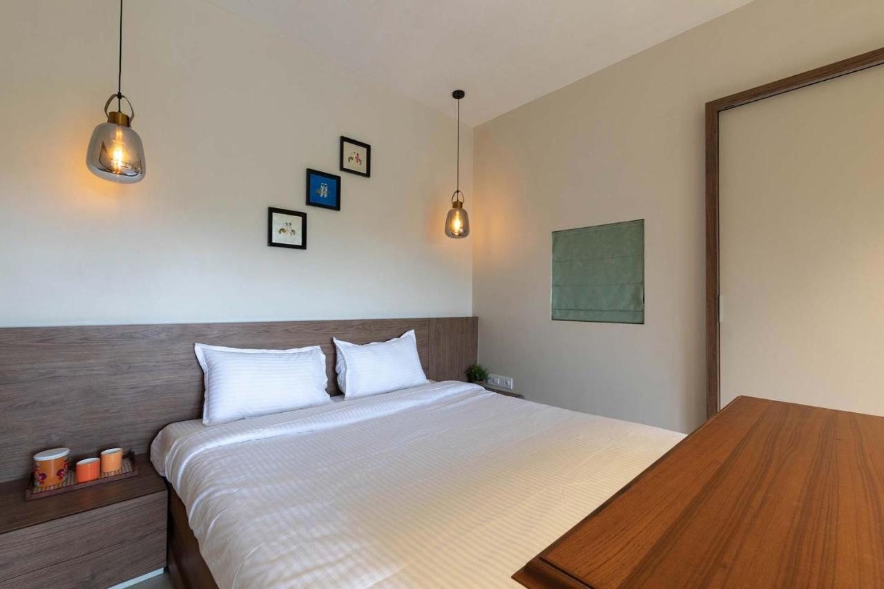 Villa Foresta By Stayvista With Modern Decor, Swimming Pool & Expansive Lawn For A Perfect Escape Lonavala Buitenkant foto