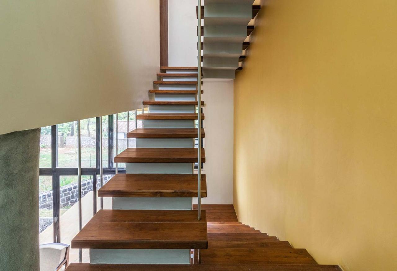 Villa Foresta By Stayvista With Modern Decor, Swimming Pool & Expansive Lawn For A Perfect Escape Lonavala Buitenkant foto